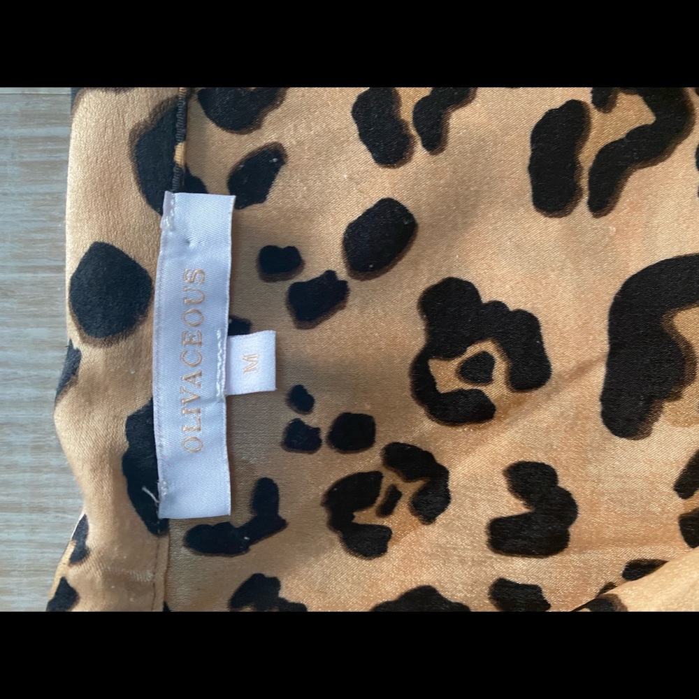 Leopard button down - Picture 3 of 3